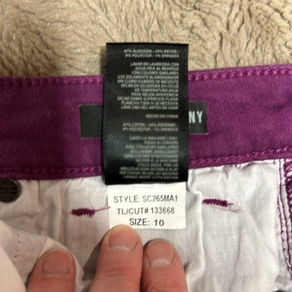 KUT size 10 skinny capris - Picture 6 of 6